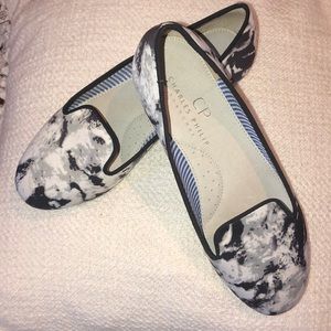 Worn once! Charles Philip size 6 adorable flats